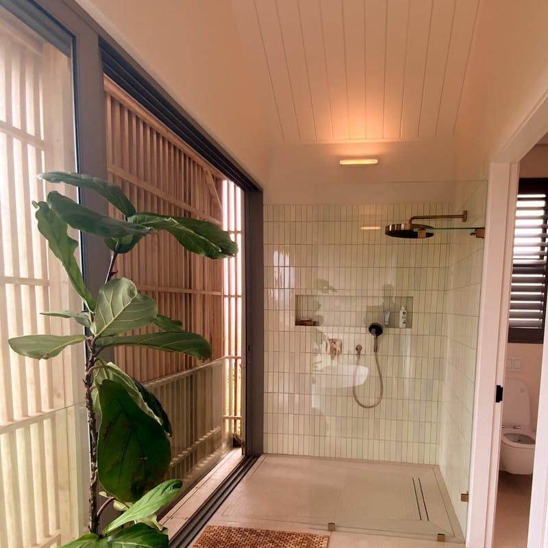 Guest Bathroom Fit-Out